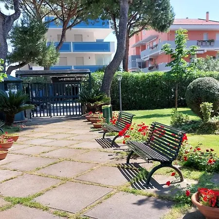 Apartment La Tana Del Turista *