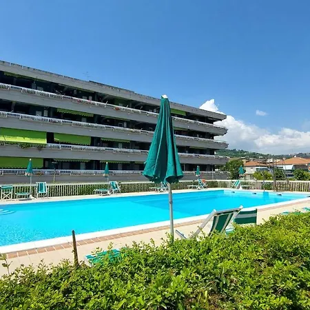 La Tana Del Turista Apartment Silvi Marina